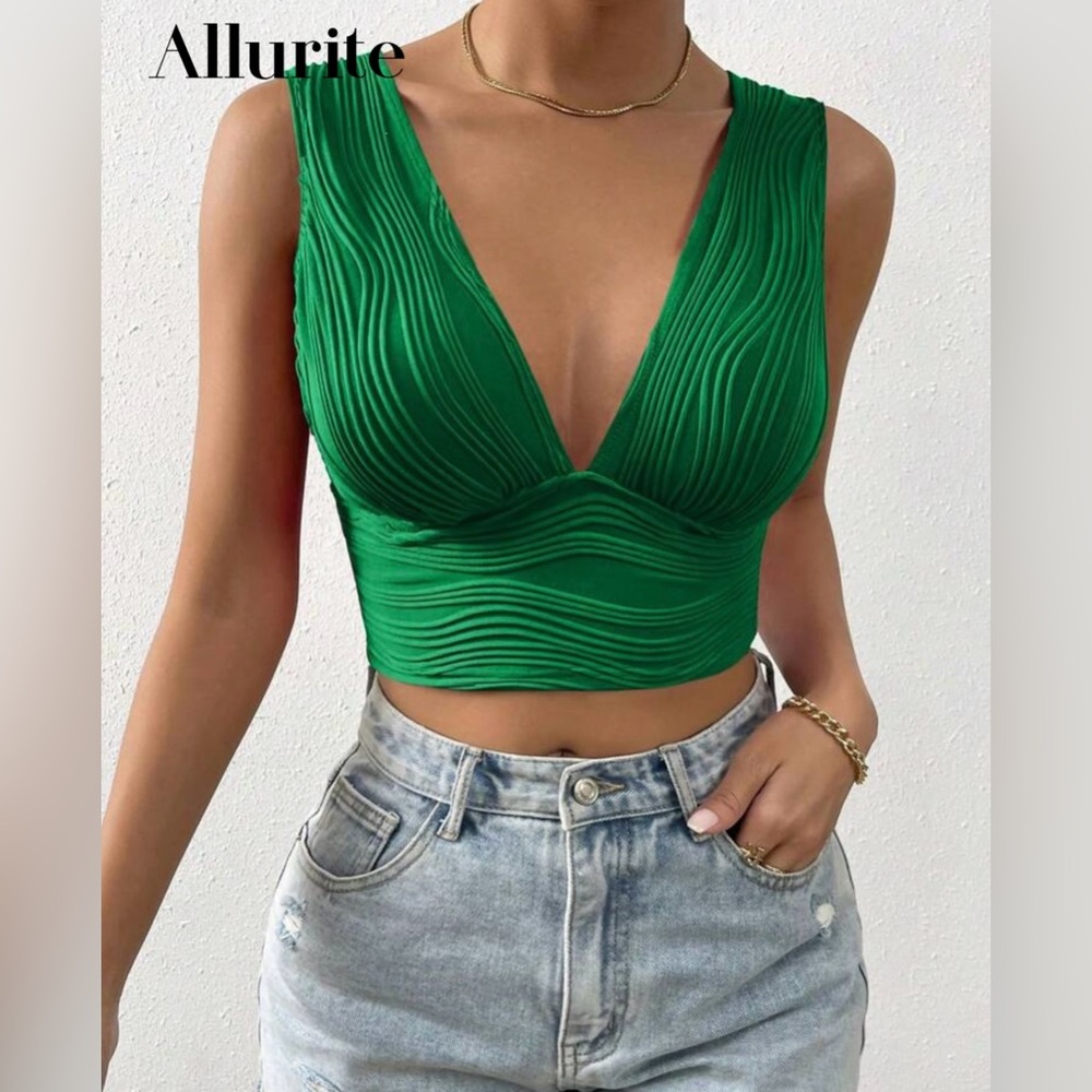 Green Cropped Tank Top